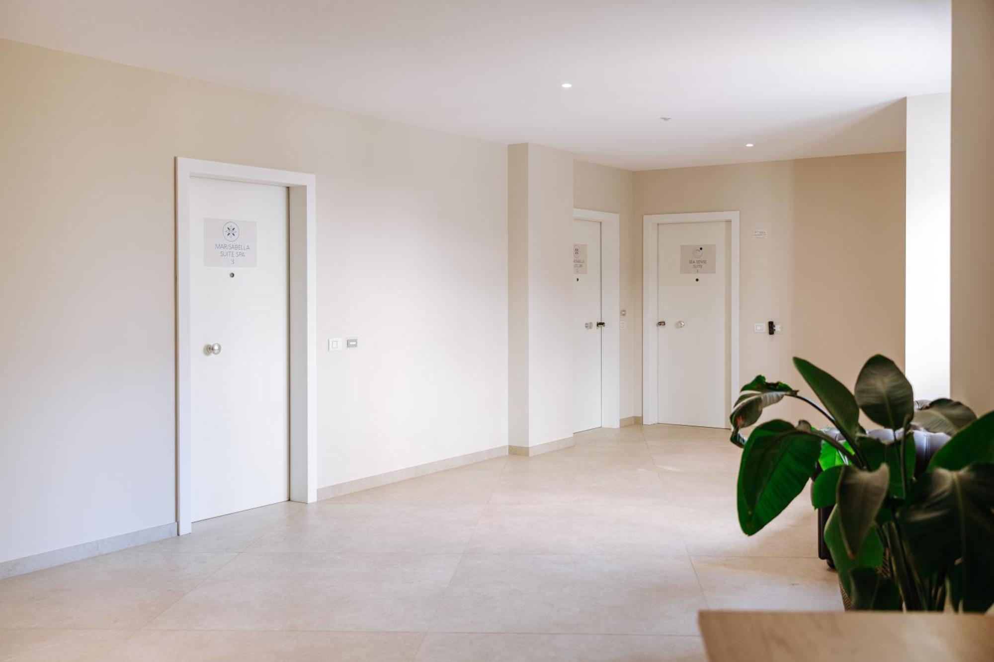 Sea Sense Suite 1 Bari Luaran gambar